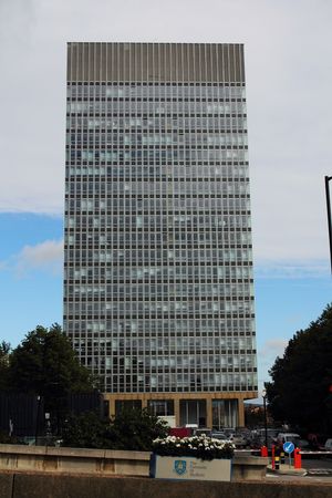 아츠 타워(Arts Tower)