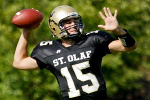 2009년 세인트 올라프 대학교의 미식축구 경기