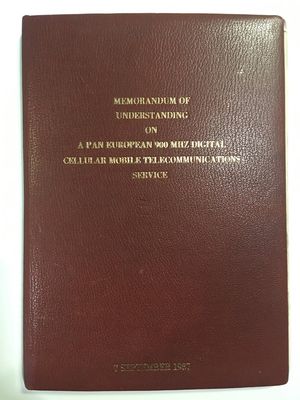 최초 GSM 양해각서 문서: "범유럽 900MHz 디지털 셀룰러 이동통신 서비스" (1987년 9월 7일자)