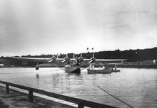 괌에 정박한 마틴 M-130 수상기