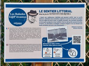 윈스턴 처칠 경을 기념하는 간판