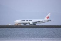 최초로 ETOPS-180 인증을 받은 보잉 777-200ER