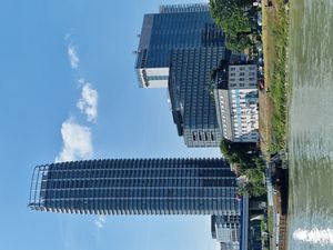 슬로바키아에서 가장 높은 건물인 유로베아 타워 주거용 건물