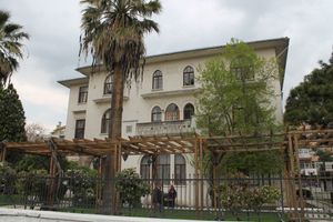 시 중심부의 구청사