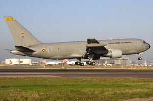 콜롬비아 공군이 운용하는 IAI 개조 KC-767 MMTT