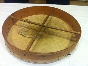 1960년대 이전에 만들어진 보란과 유사한 프레임 드럼의 아래쪽 모습