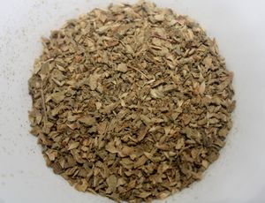 말린 오레가노 잎