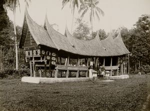 발라이, 서 수마트라 해안의 의회 회관, 약 1895년