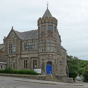 패스모어 에드워즈 자유 도서관