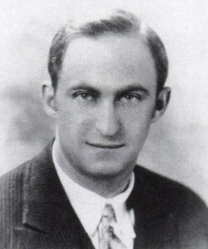 제이 러브스톤(1917)