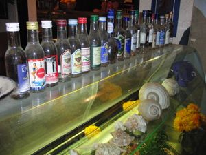 레스보스 섬의 우조 브랜드