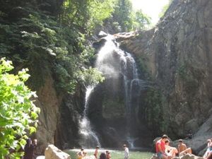 얄로바에 있는 수뒤셴 폭포