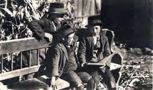 하시딤 소년들, 1910년 Łódź