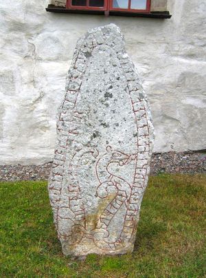 룬 문자 U 344는 스웨덴 웁랜드 오르케스타에 있으며, 바이킹 보레스타의 울프를 기리기 위해 세워졌다. 그는 세 번 잉글랜드에서 데인겔드를 가져갔다고 기록되어 있는데, 첫 번째는 스카굴 토스테와 함께, 두 번째는 토르켈 더 톨과 함께, 마지막은 크누트 대왕과 함께였다.