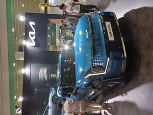 기아 EV9 GT-Line 파란색 모델