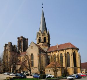 노트르담 교회 남쪽 모습