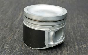 디젤 엔진용 오목 피스톤