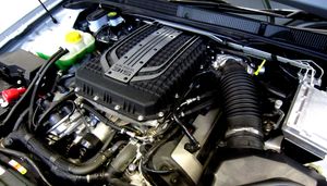 2011 호주 포드 모듈 V8 ("Boss") 엔진