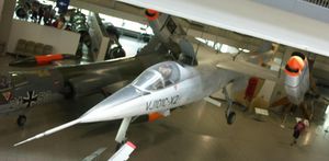 독일의 V/STOL VJ101이 독일 박물관에 전시되어 있다.