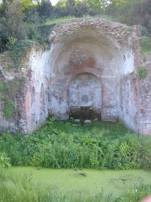 카페렐라 공원에 있는 에게리아 님파이움의 앱스, 로마