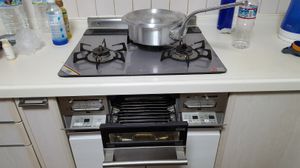 C}}를 초과하면 화염을 차단합니다.