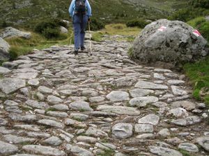 역사적인 비아 스플루가(Via Spluga)