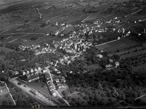 m}} 상공에서의 항공 사진 (1924)