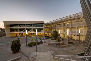 샌타모니카 고등학교