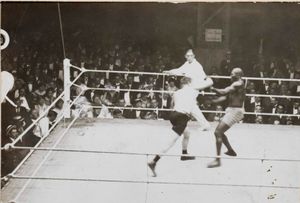 1914년 파리에서 열린 프랭크 모란–잭 존슨 경기