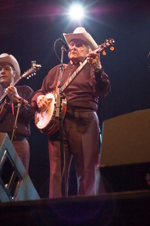 랄프 스탠리 (2008년 4월 20일 텍사스주 댈러스)