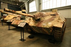 미국 육군 기갑 & 기병대 컬렉션, 포트 무어에 전시된 전 스위스 G-13, 독일 위장색