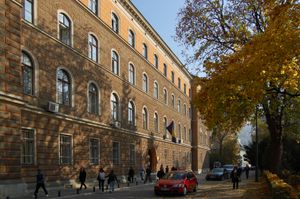 보스니아 헤르체고비나 공화국군 최고 사령부(Supreme Command of the Army of the Republic of Bosnia and Herzegovina) - 사라예보(Sarajevo) 중심부에 위치