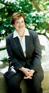 케이건의 2009년 하버드 로스쿨 학장 공식 초상화