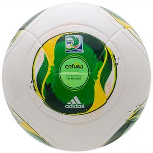 이번 대회의 공식구, 카푸사