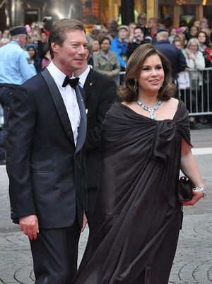 2010년 빅토리아 (스웨덴) 왕세녀와 다니엘 베스트링의 결혼식에 참석한 앙리 대공과 마리아 테레사 대공비