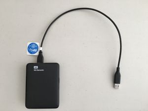 2016년 WD Elements Portable (2TB) 드라이브