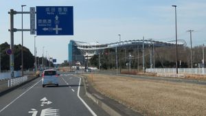 국도 제51호선 가시마 바이패스가시마 사커 스타디움 부근가시마시 오아자 아카시