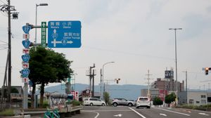 국도 제8호선(구도)과의 교차후쿠이현 쓰루가시 오카야마초 1초메 교차로