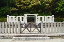 스메이 천황 오사카노우치 능・누카테히메 황녀 오사카 능 (나라현사쿠라이시)