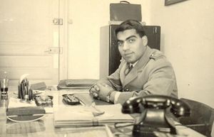 1961년, 튀니스에서 젊은 군 장교 시절의 벤 알리