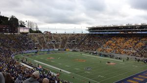 버클리 캘리포니아 메모리얼 스타디움