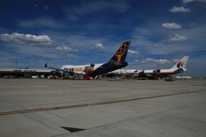  2008년 멜버른 공항에서 아틀라스 항공 도색을 한, 이전에 임대했던 보잉 747-400F.