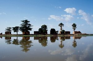 나이저강 데보호 중앙 섬의 진흙집