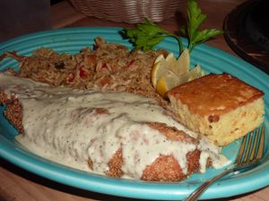 뉴올리언스 요리의 튀긴 메기