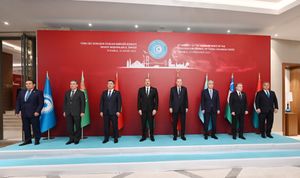 2021년 터키 이스탄불에서 열린 튀르크어권 국가 협의회에서 토카예프