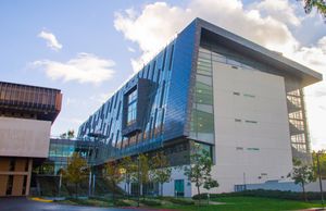 도밍게스 힐스의 케인 도서관.