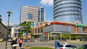 도심의 아이히플라츠