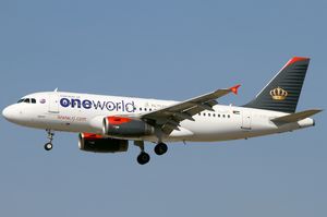 원월드 도색의 에어버스 A319