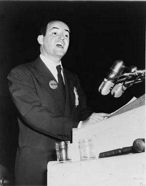 1948년 필라델피아에서 열린 민주당 전당 대회에서 연설하는 휴버트 험프리