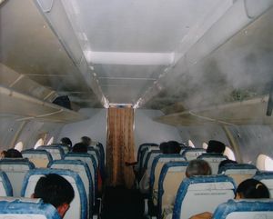 1994년 캄푸치아 항공 안토노프 AN-24의 내부